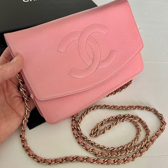 Chanel Wallet on Chain WOC in Pink Caviar - Picture 2 of 8